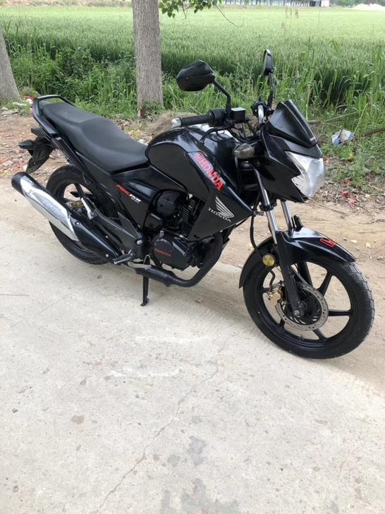 五羊本田幻影150到货一台，二手摩托车搭载...