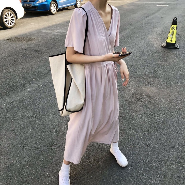 法式慵懒简约风 素色提花 交叉绑带连衣裙