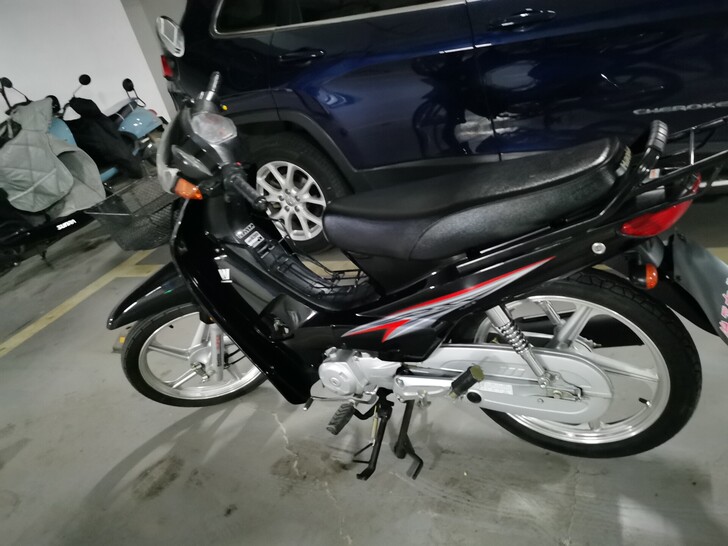 豪爵神车，全六安第一新，10年骑不坏，发动...