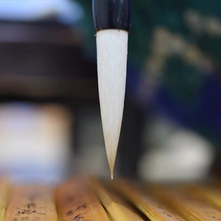 全新  一套毛笔、墨水、毛毡垫子、宣纸、