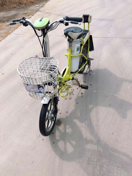 出自家开的爱玛电动车一部，喜欢的可以过来看...