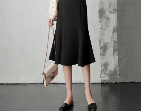 荷叶边裙 荷叶边包臀鱼尾裙女春秋2022新...