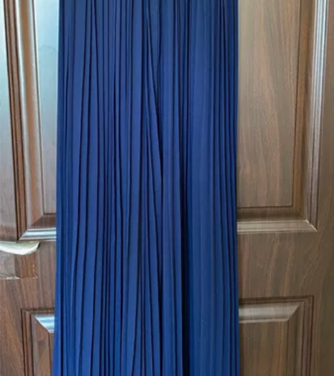 女生半身裙雪纺百褶裙长裙 长度：挺长的，一...