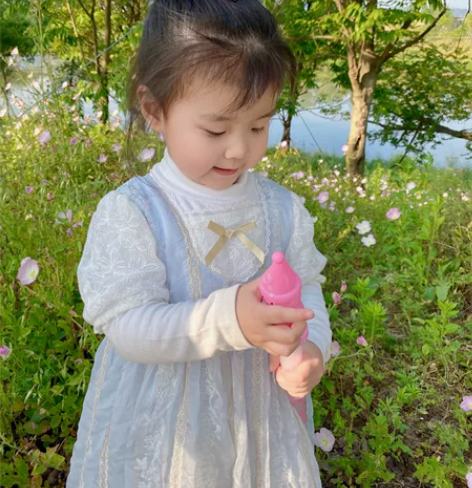 女宝洛丽塔裙子100码。迪士尼elsa在逃...