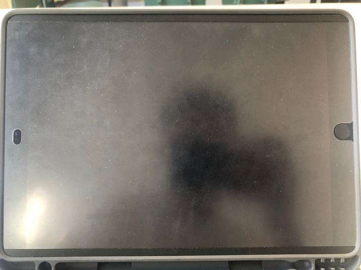 两周前从京东购入的ipad air3磁吸类...
