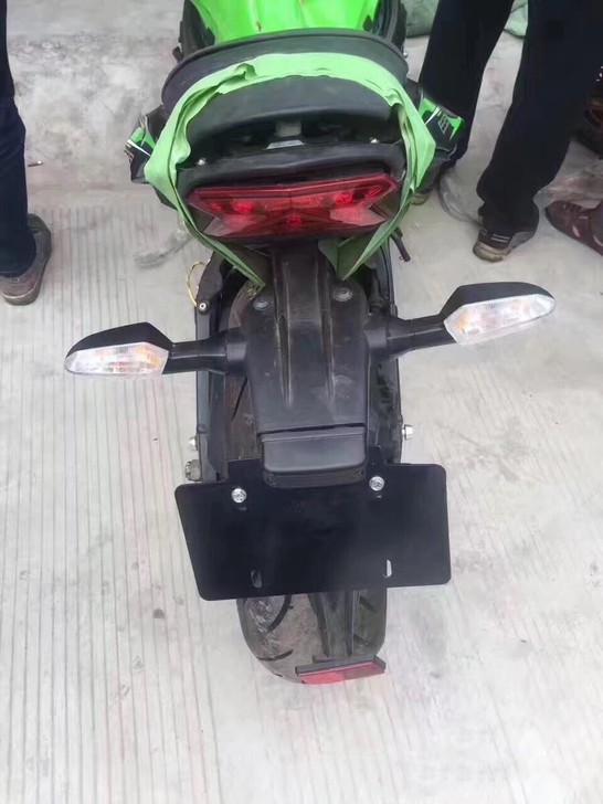川崎zx-6r 13年全部拆件卖 需要的私...