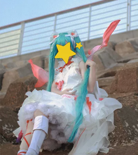 xd出初音未来裸海螺cos从头到脚 衣服洗...