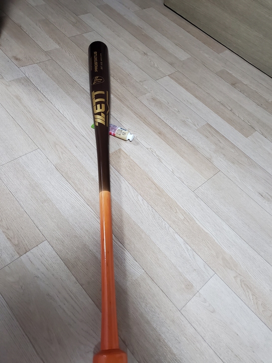 ZETT NPB木棒，全新85长。
