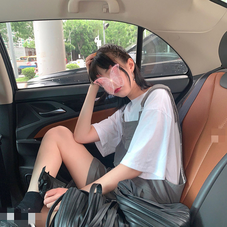 夏季休闲百搭宽松显瘦减龄可调节阔腿背带短裤女