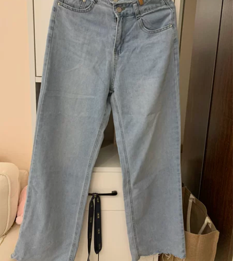 全新无吊牌 阔腿牛仔裤 M码 裤腰买大了 ...