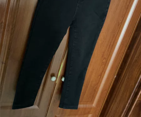 全新guess加厚加绒小脚铅笔裤碳黑色做旧...