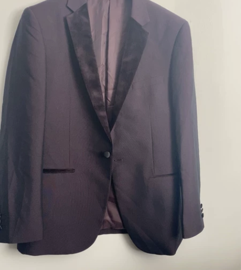 全新男士休闲西服 都是在包装拆出来随手拍照...