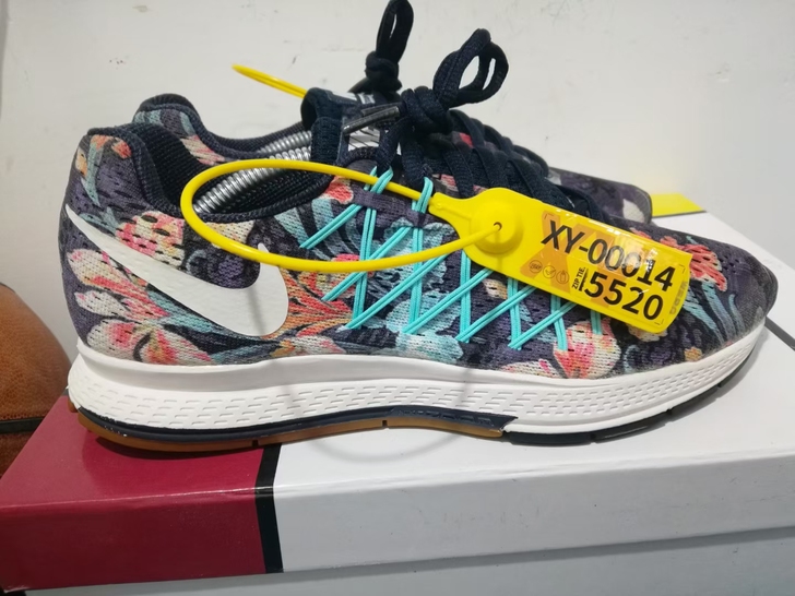 38码耐克飞马跑步鞋挺新的189包邮，支持...