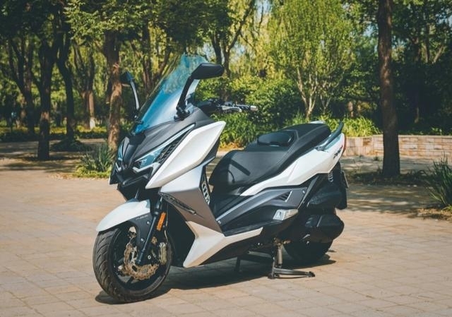 本人想租一辆摩托,押金最好少点,住河东有摩...