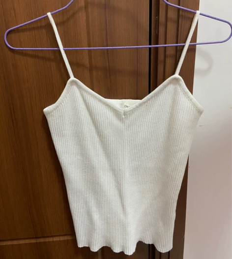 纯白吊带背心女夏  穿过一次 售出不退换～...