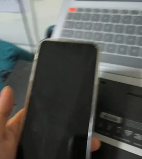 出手自用的苹果11promax 256G ...