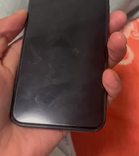 出 11pro 美版 64g 有磕碰 价格...