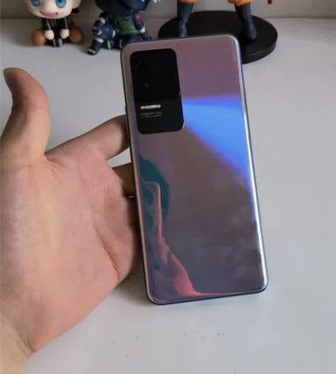 vivo手机 无拆修 功能使用完好 9成新...