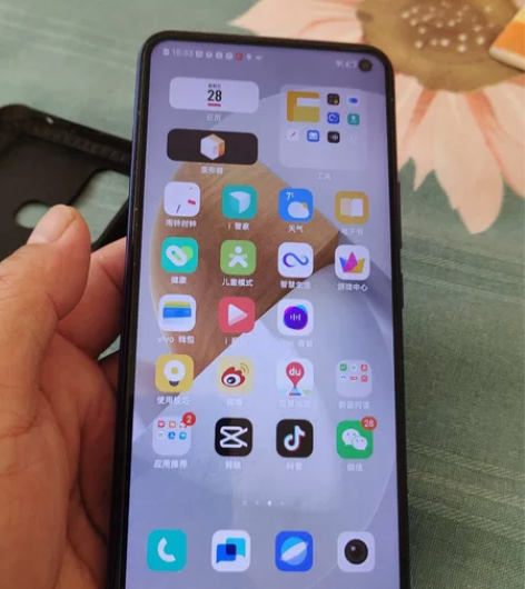vivo z6手机没拆没修过，售出不退 感...