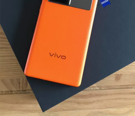 自用的vivo拍照之王x70pro，还剩接...