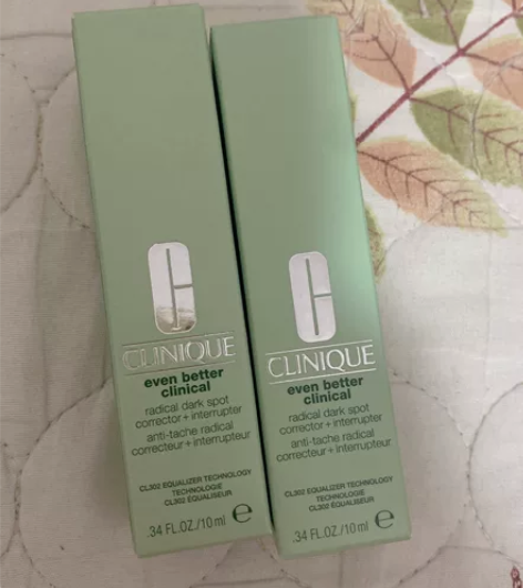 倩碧淡斑精华中样10ml 专柜买正装送的，...