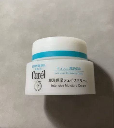 珂润 面霜 包邮 感兴趣的话点“我想要”和...