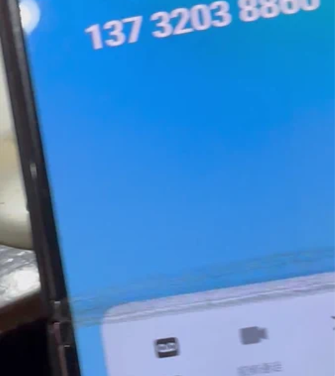 摩托罗拉V70，只能用移动联通卡，不支持电...