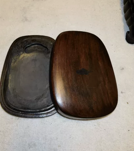 麻子坑头端砚仔砚、单薄型原坑石、简单雕琢古...