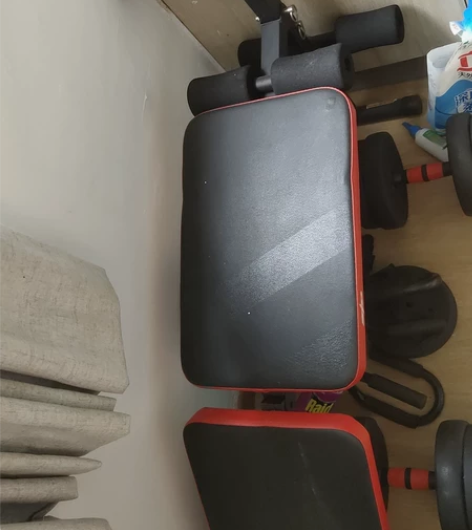 俯卧撑，健身必备，福永怀德自提 感兴趣的话...