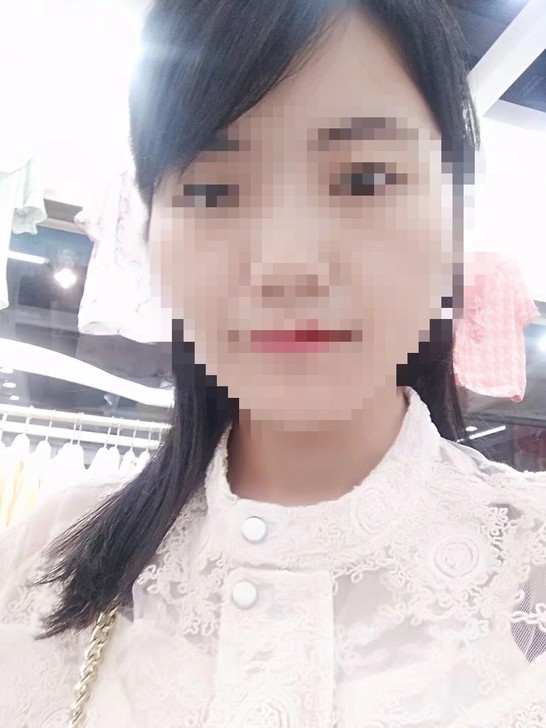 zll裙裙，有内搭，蕾丝重工，质感好。看中...