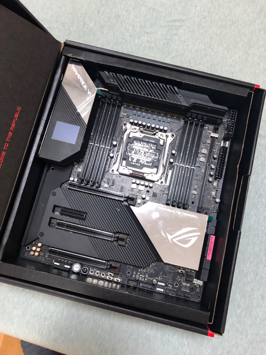 全新R6EE主板asus华硕rog玩家国度...