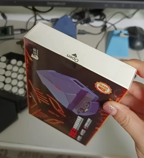 全新未拆封灵吒三 便宜出  苹果平板完美适...