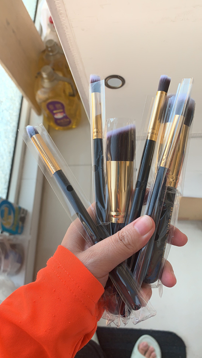 美国人肉回来的。现在不用了。全新。按支卖