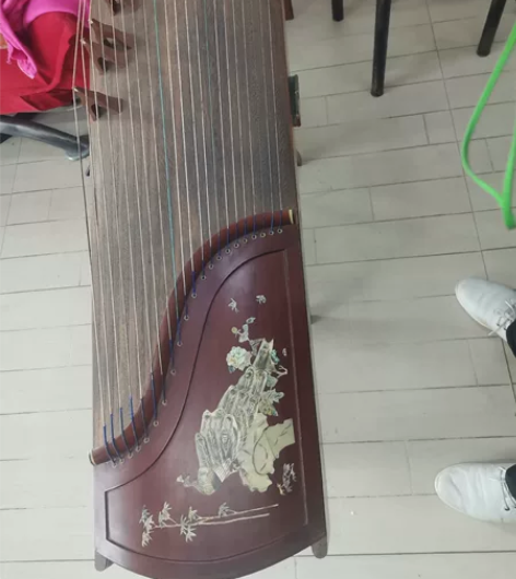 龙凤古筝,没擦,用的琴弦都是敦煌正品古筝A...