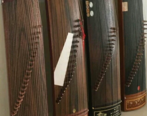 #二手古筝# 古筝 全新古筝 出售红色古筝...