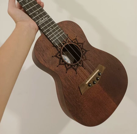 尤克里里 几乎全新 学不会 出了 23寸 ...