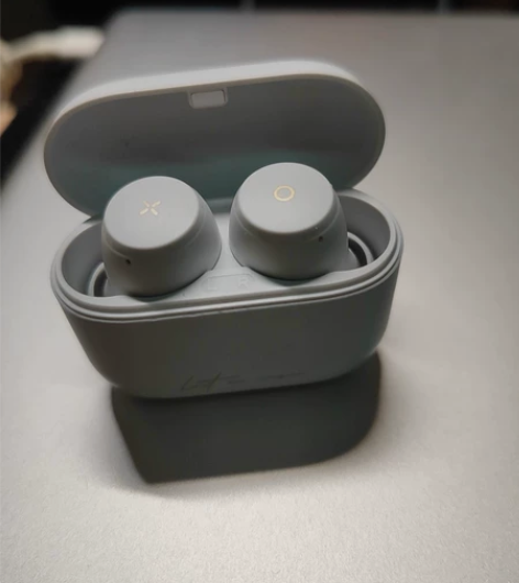 漫步者冇心耳机 自己用的，现在买了新耳机所...