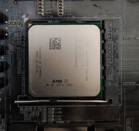 跟主板一起60出 感兴趣的话点“我想要”和...