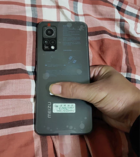 魅族18X全新已拆封，这手机有点大，比我1...