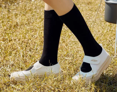 出出出飞跃玛丽鞋纯白38码全新 试穿过一次...