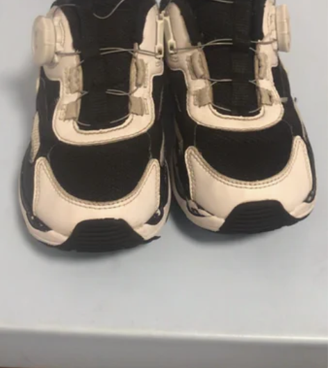 斐乐实体专柜489元购入,正品童鞋30码内...