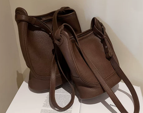 大容量包包女包2022新款潮时尚百搭单肩斜...