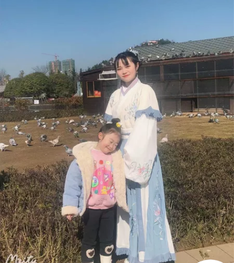 玉术家汉服，278入，仅穿过一次，价格可商...