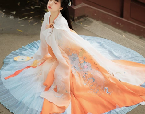 仙楚姬大鱼海棠汉服，九成新，有图可证是在淘...