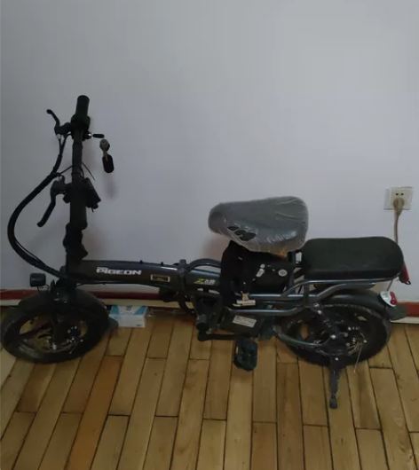 新买锂电电瓶车，99新，现在用不上了，特价...