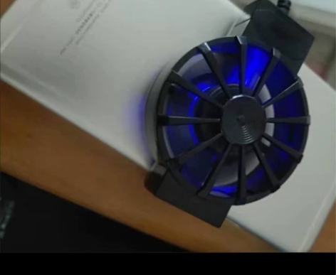 手机散热器降温神器制冷风冷游戏散热背夹静音...