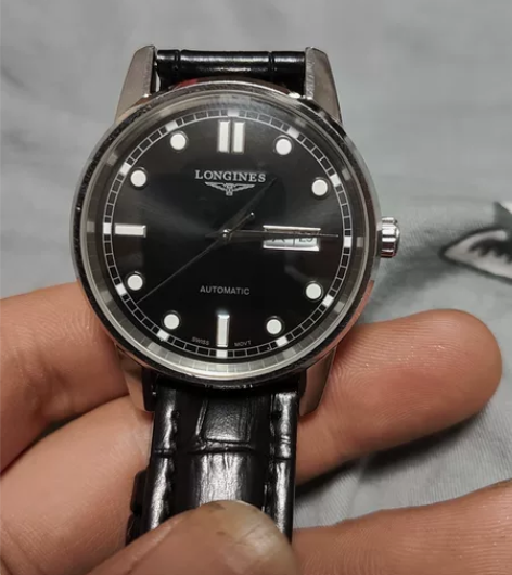 正品浪琴手表，没怎么带过，闲置了，看好了下...