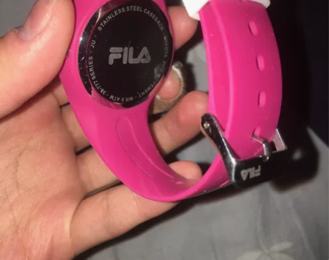 斐乐手表 感兴趣的话点“我想要”和我私聊吧～