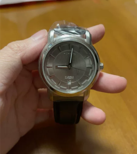 雷诺手表 全新 感兴趣的话点“我想要”和我...