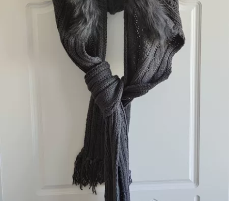 全新，帽子披肩两用围巾，两条，白色，灰色各...